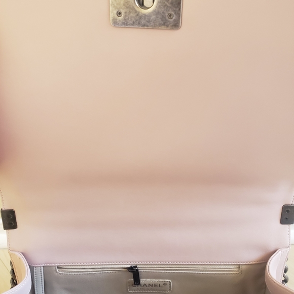 Chanel pink large boy bag - Picture 3 of 11